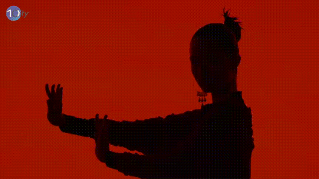 007cOv5ily4g1va6v7i5qg30hs0a0e82.gif
